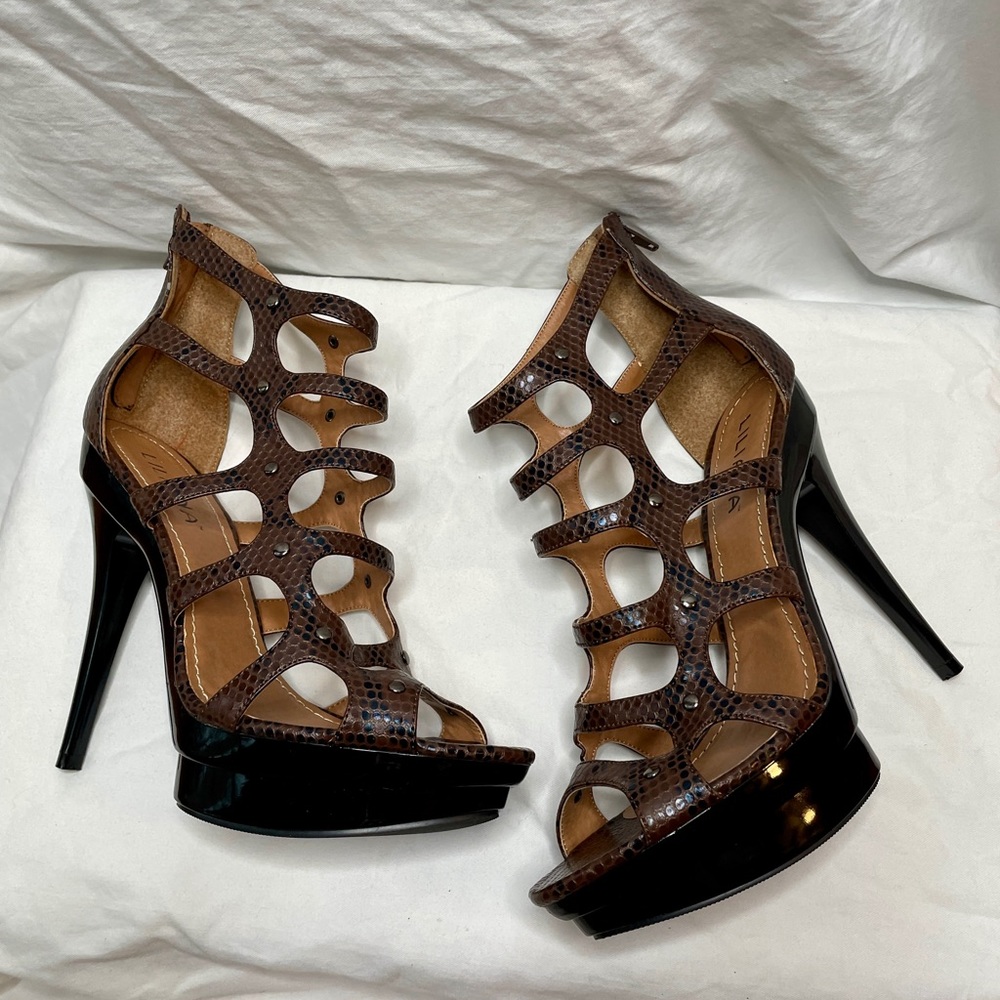 SOLD Strappy Brown Snakeskin Stiletto Heels Size 9